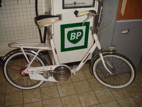Vélo Motobécane pliant en roue de 20 pouces\\n\\n03/11/2014 19:17